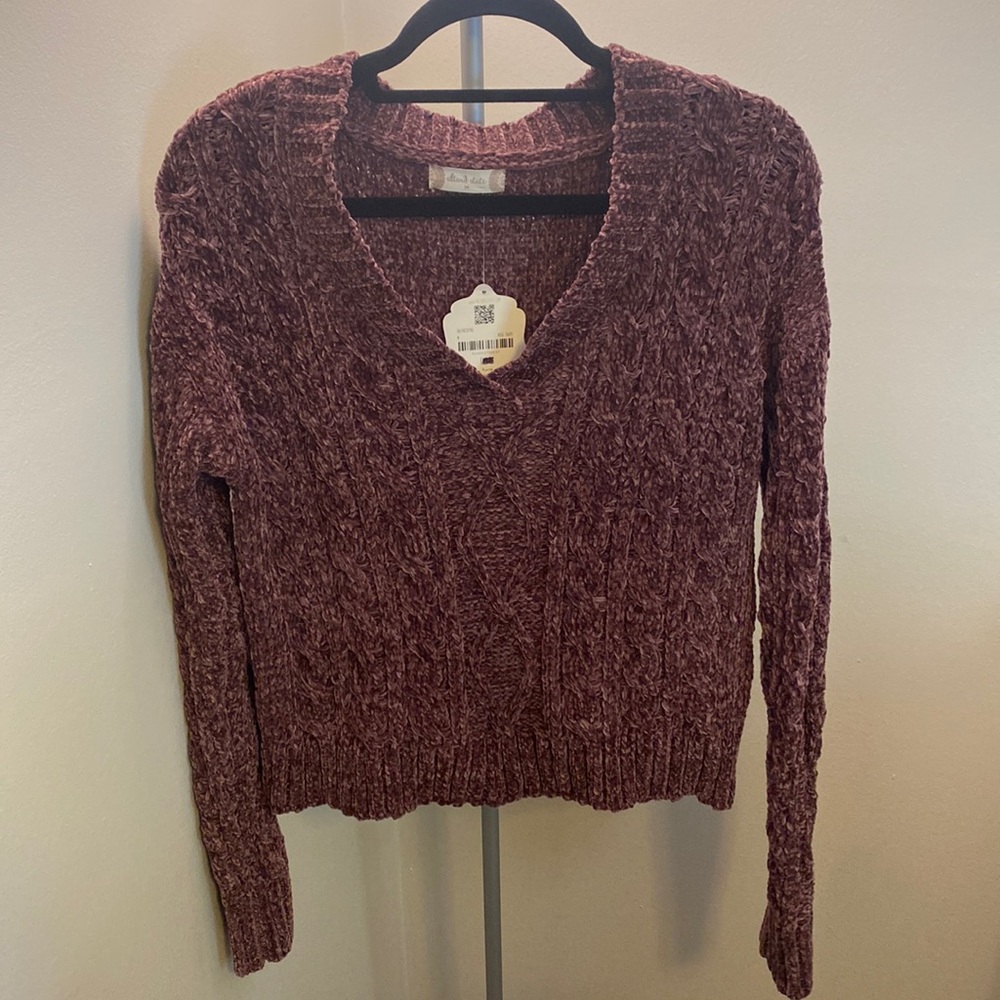 Altar’d state sweater